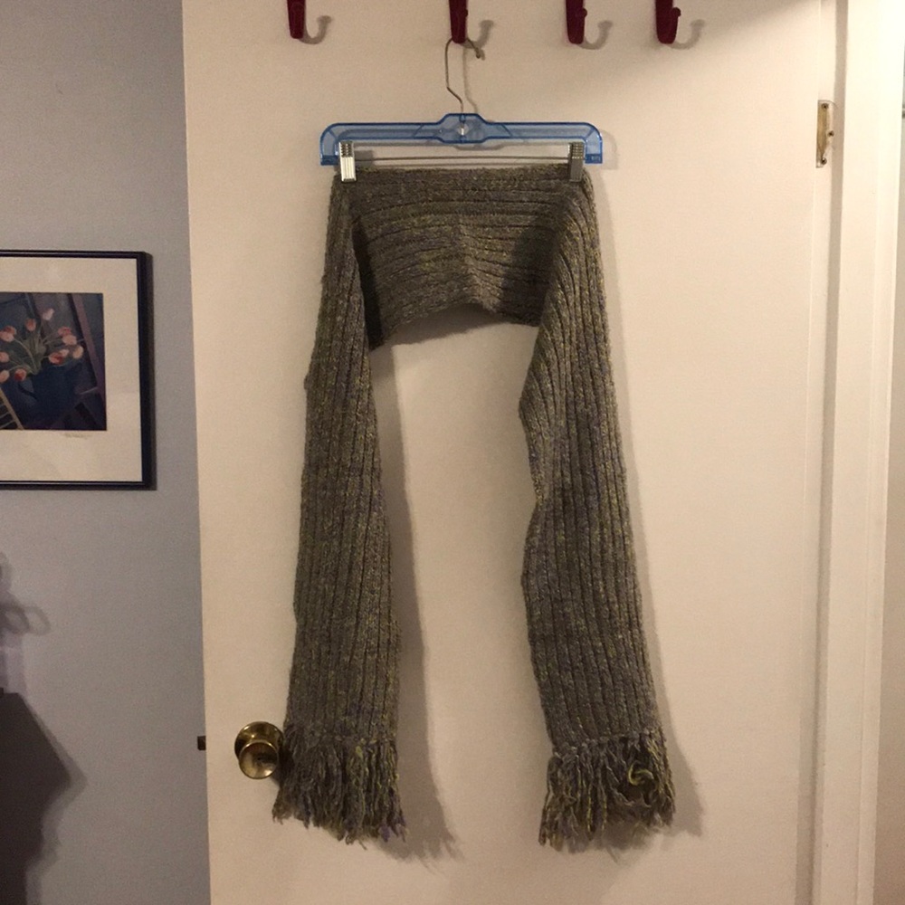 Rosebud purple/green scarf